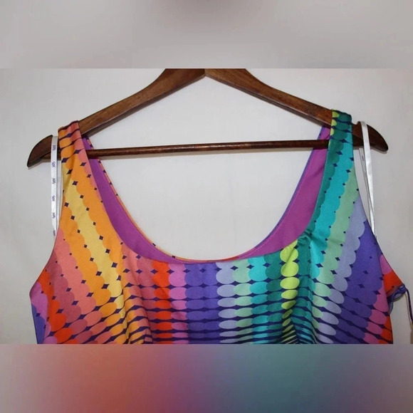 NWT Yitty Headliner Shaping Midi Pride Rainbow Bralette 3XL in Pride Prismatic - Picture 2 of 11